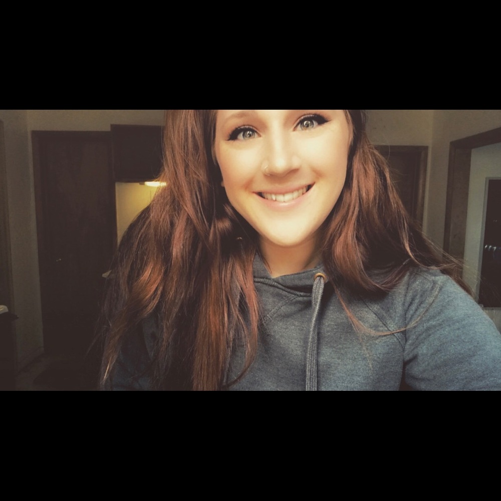 Meet your Posher, Taryn